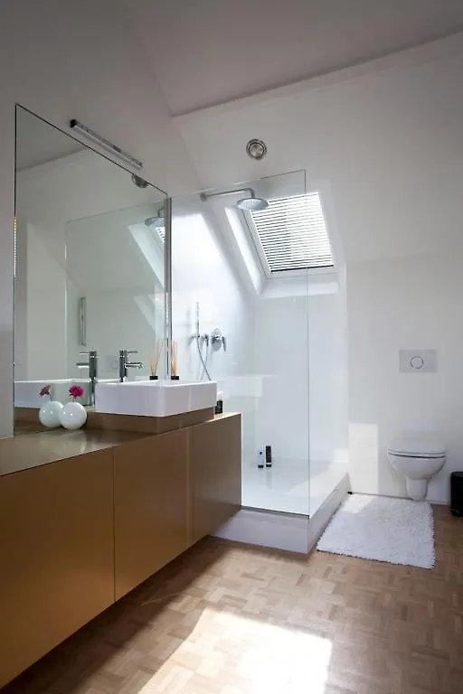 B&B Yellow Submarine Antwerpen Belgien