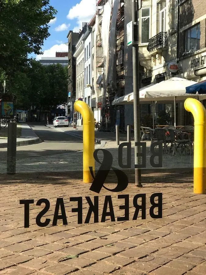 ***** Frühstückspension B&B Yellow Submarine Antwerpen Belgien